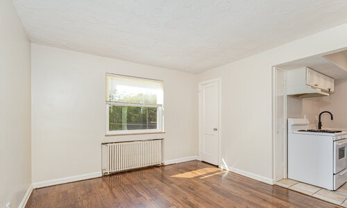 4220_webster_avenue_02-edit_834